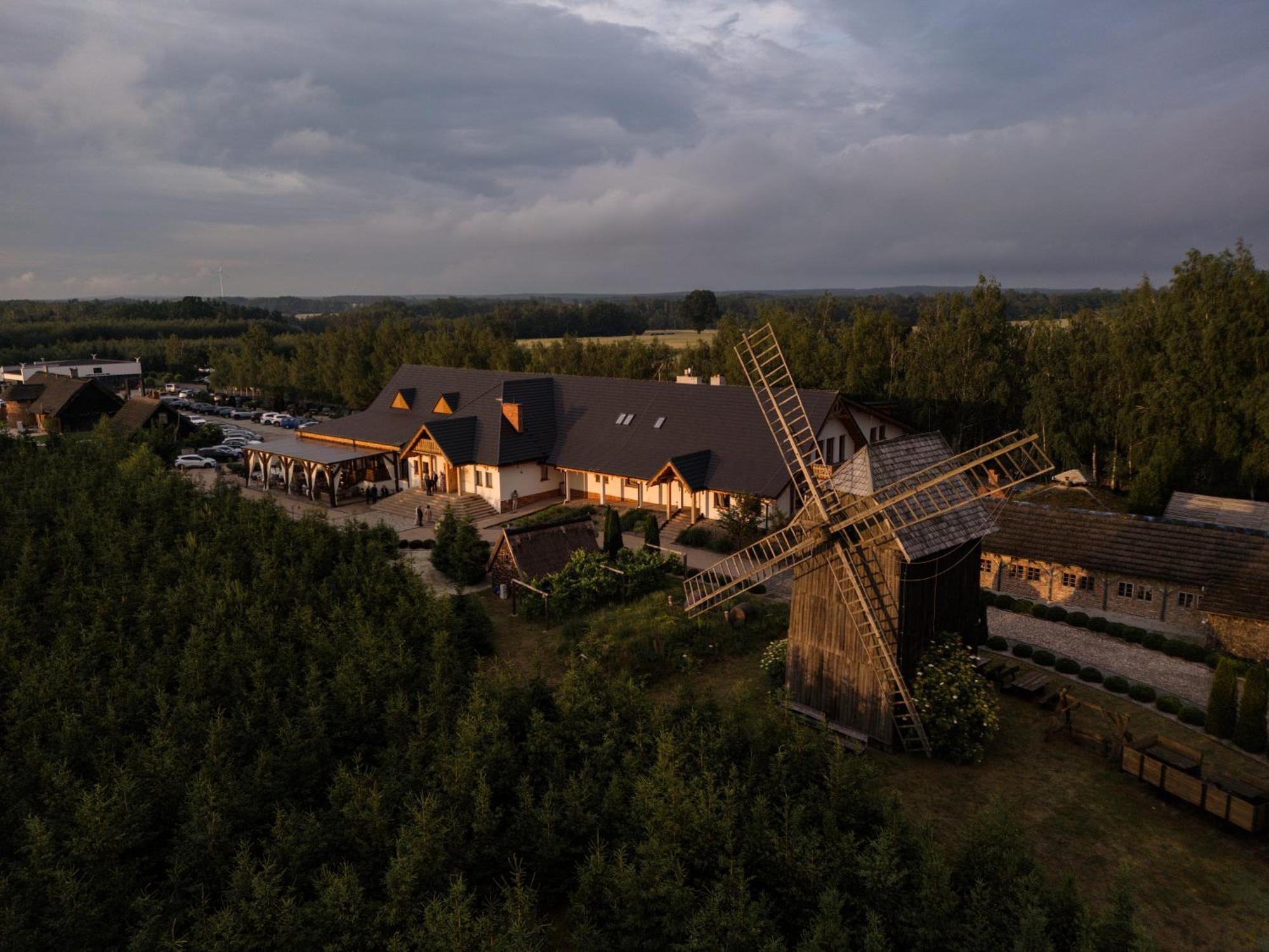 Skansen Bicz Resort Stare Miasto  Eksteriør billede